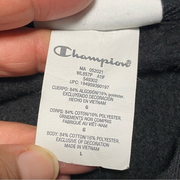 Champion hoodie women’s Size Large Black with logo Reverse Weave Hoodie - Picture 14 of 15